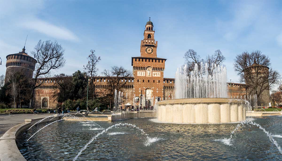 Castelul Sforzesco din Milano
